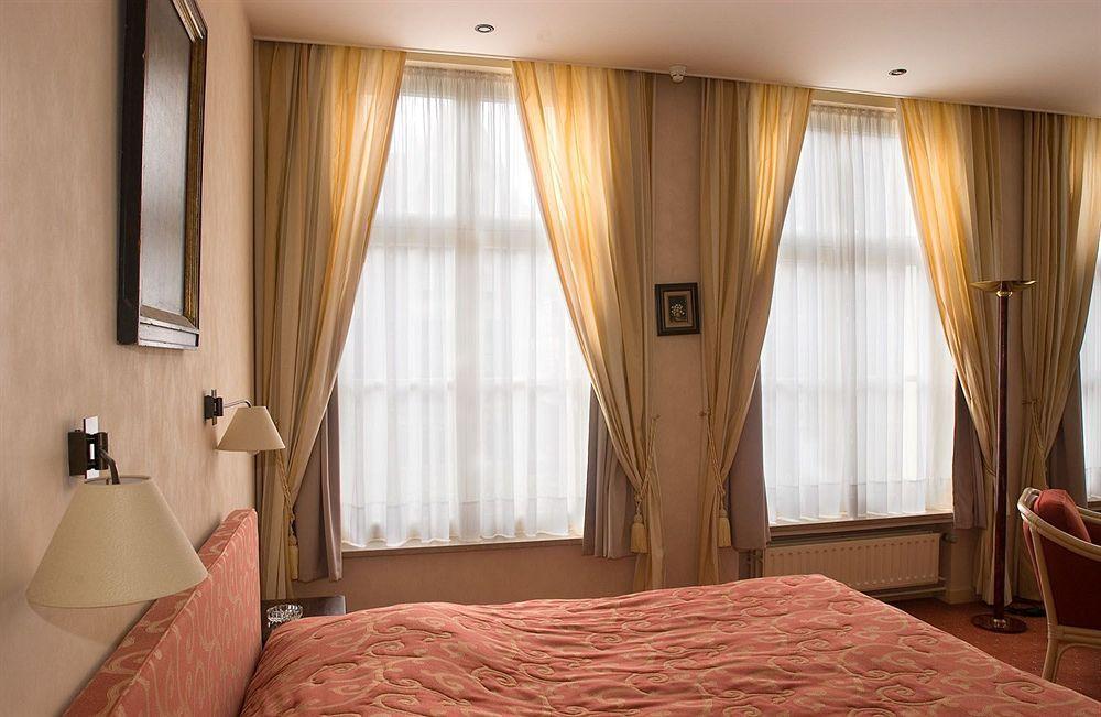Hotel Duc De Bourgogne بروج المظهر الخارجي الصورة