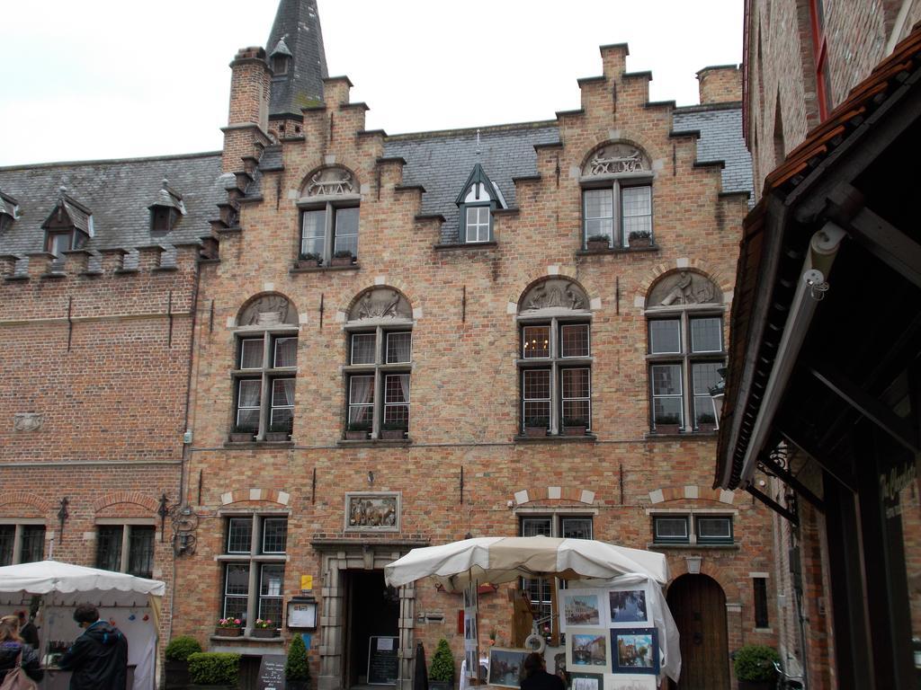 Hotel Duc De Bourgogne بروج المظهر الخارجي الصورة